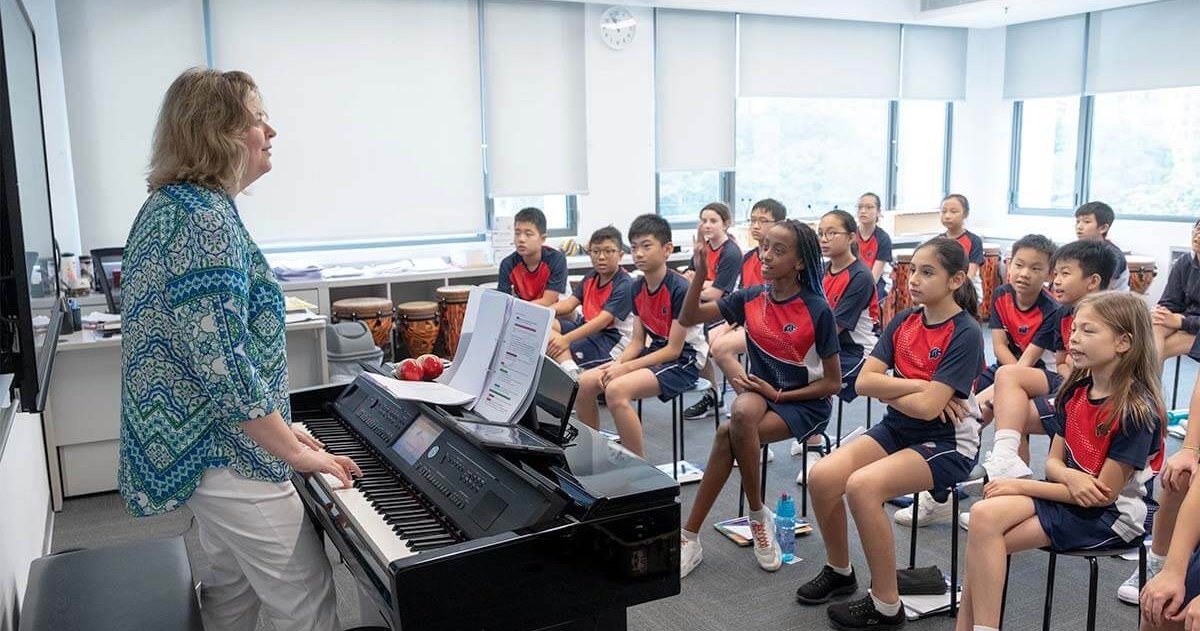 Elementary Stamford American School music class