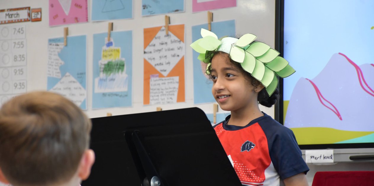 girl doing public speaking