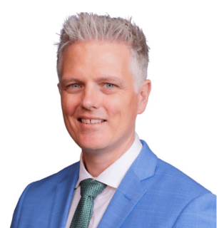 Chris Llewellyn