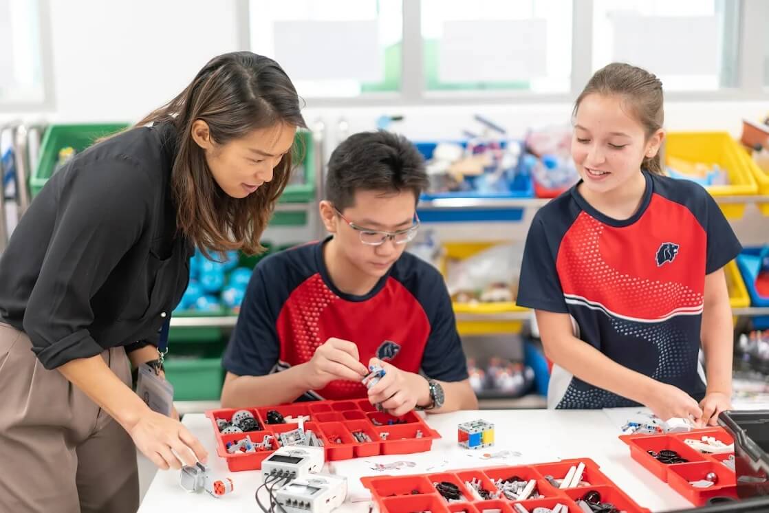 Innovation Center robotics project at Stamford American HK