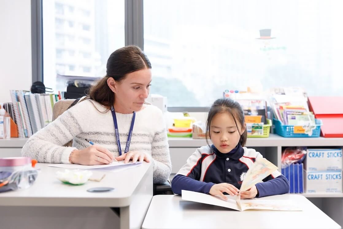 Elementary teaching providing EAL support at Stamford American HK